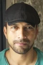 Deepak Dobriyal Film ve Dizileri