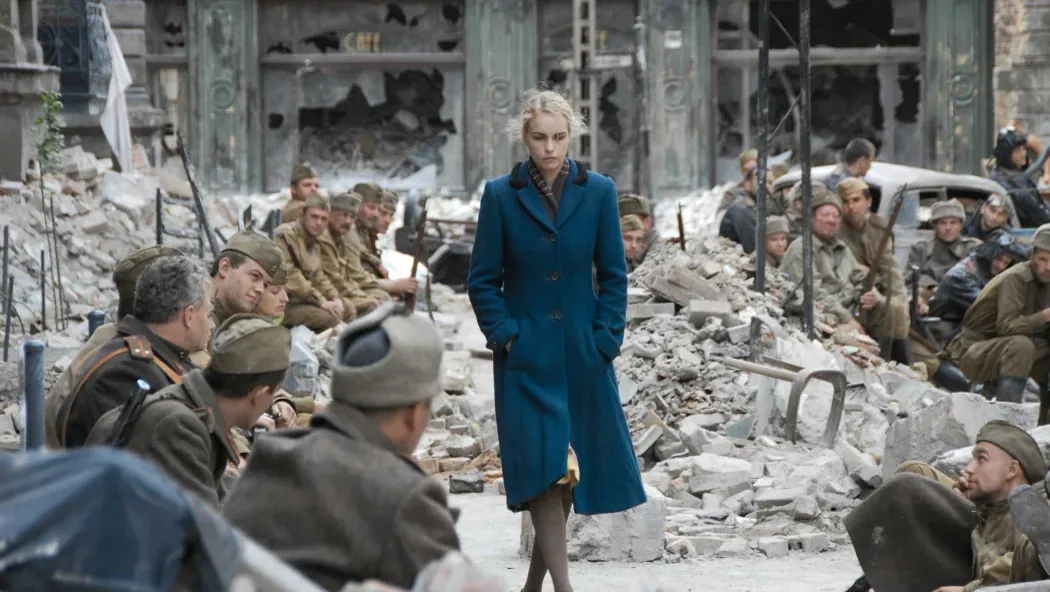 Berlin'de Bir Kadın izle