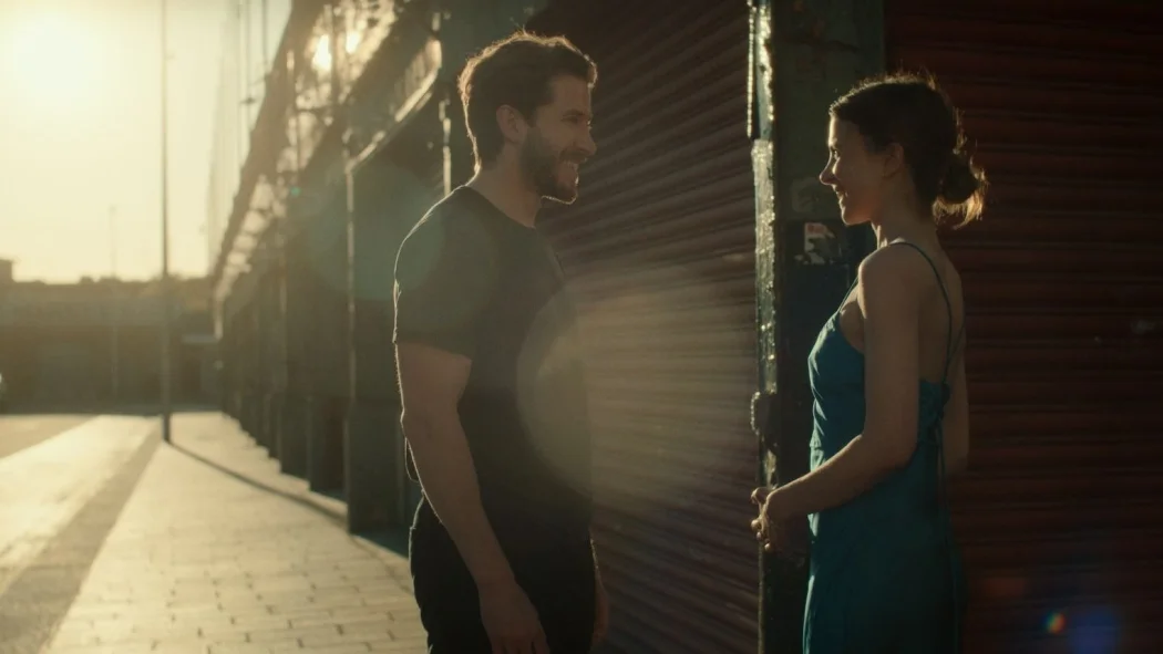 Aşka Düşmek izle