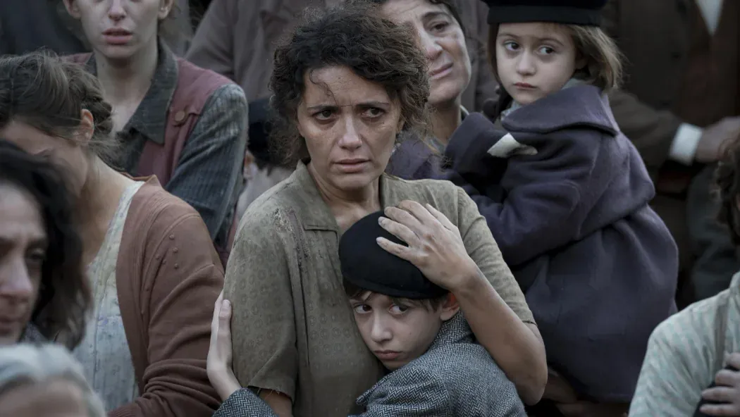 Çocukların Treni izle