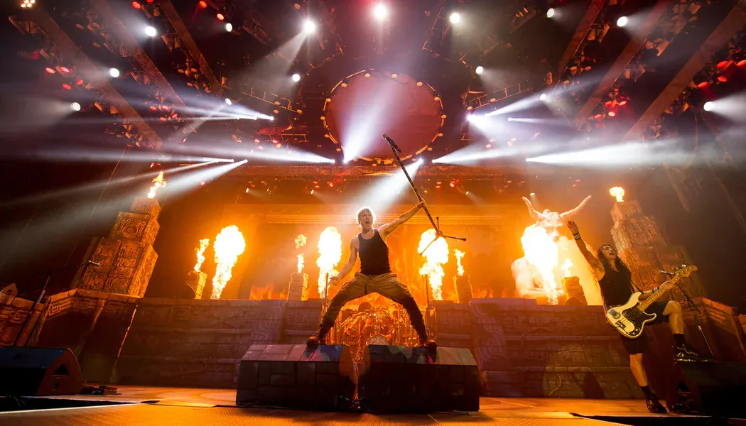Iron Maiden: Burning Ambition izle