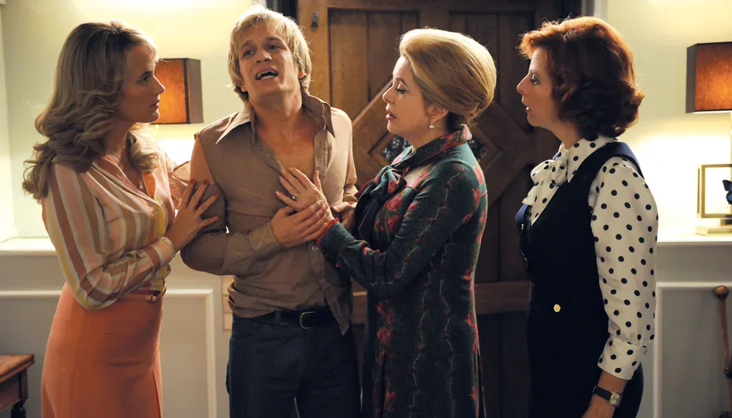 Kadın İsterse izle