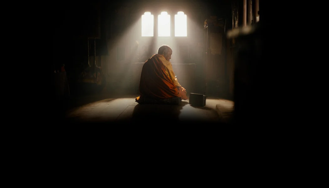 The Monk and the Gun izle
